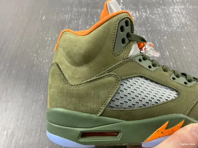 HYPE DD0587-308 Jordan Air Olive 5 0425